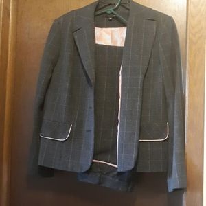 Ladies suit